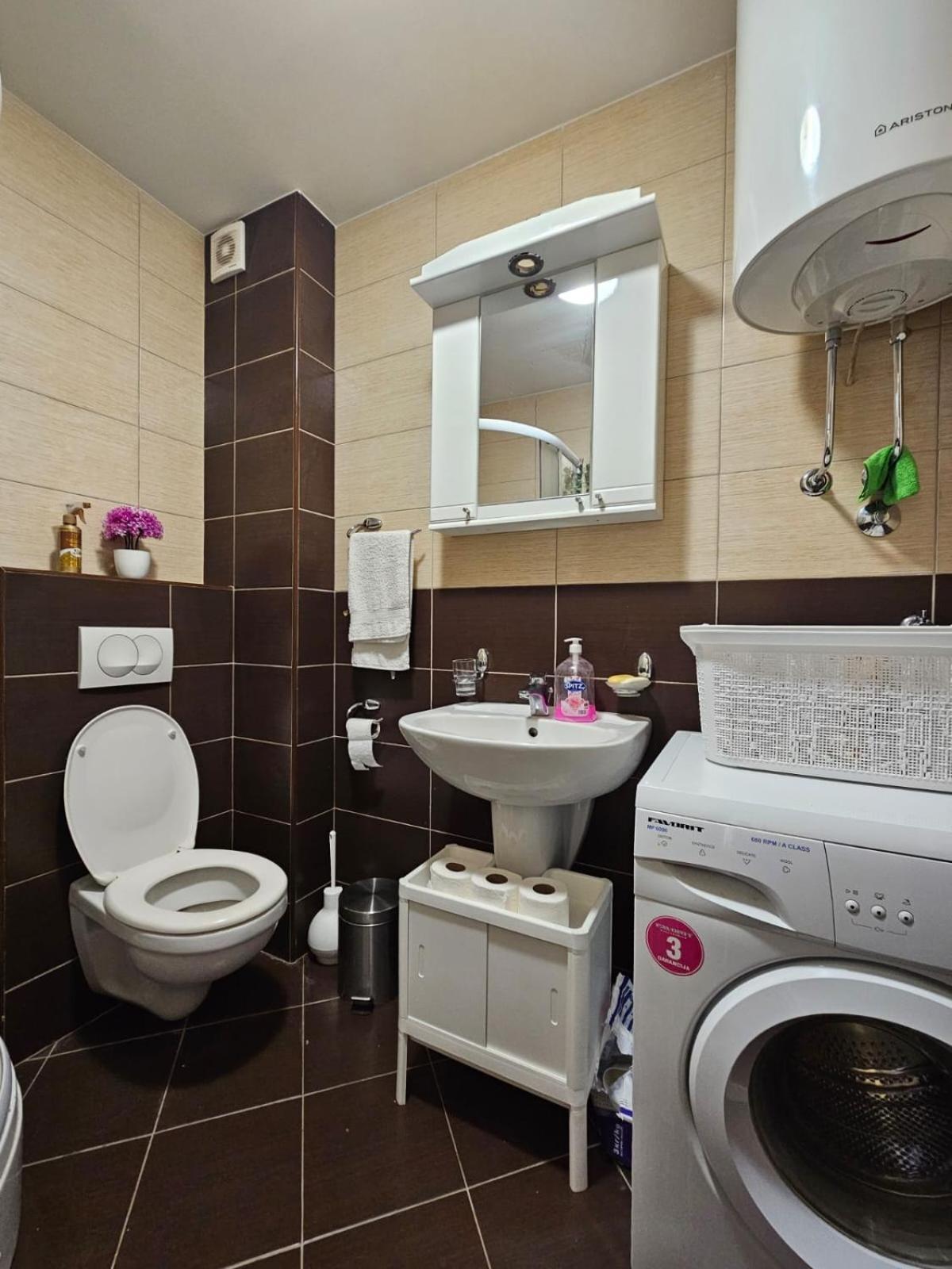 Ferienwohnung Apartman Morski Biser Budva Exterior foto